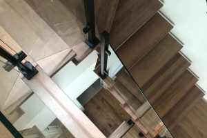 ESCALIER OUVERT LIMON ACIER